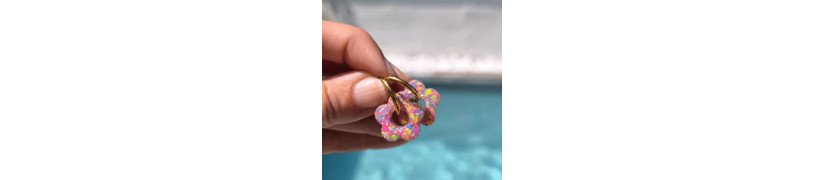 Photo d'une boucle d'oreille Fleur Pastel Rose