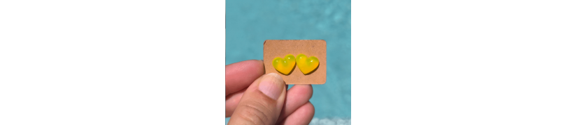 Boucles d'oreille puce coeur jaune