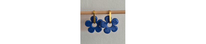 photo de boucles d'oreille big fleur blue