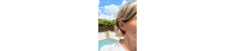 Boucle d'oreilles Fleur noire